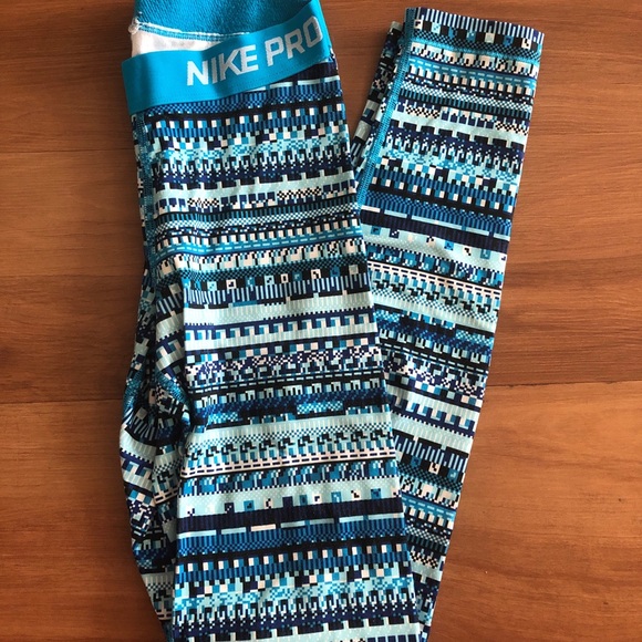 Nike Pants - NIKE pro Workout leggings